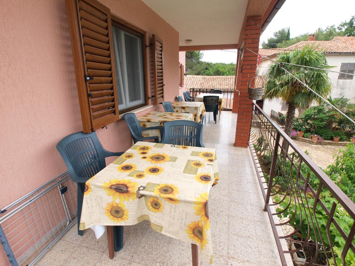 Rooms Milan 1370 Rovinj Exterior foto